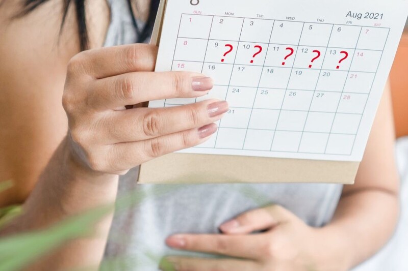 Chị em cần đi khám phụ khoa ngay khi xuất hiện bất kỳ dấu hiệu lạ nào ở vùng kín