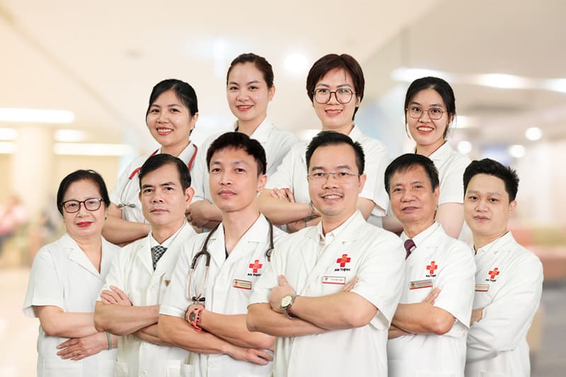 Đội ngũ bác sĩ giàu kinh nghiệm giúp thai phụ được theo dõi và chăm sóc chuyên nghiệp suốt thai kỳ